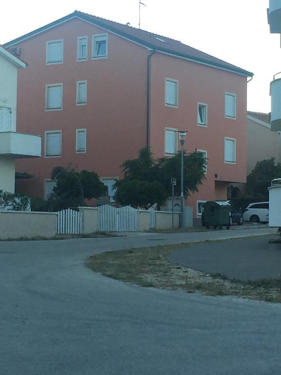 Apartments Vidovic Povljana Εξωτερικό φωτογραφία